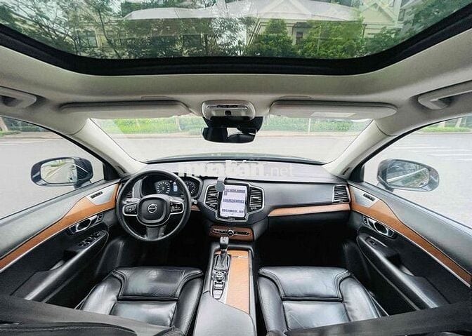 Volvo XC90 T6 2016 Nhập khẩu màu Đen