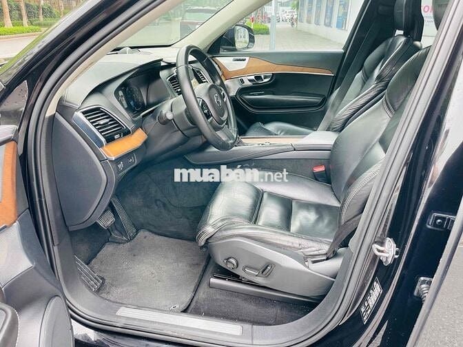 Volvo XC90 T6 2016 Nhập khẩu màu Đen