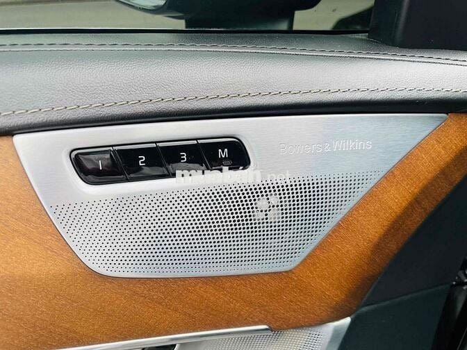 Volvo XC90 T6 2016 Nhập khẩu màu Đen