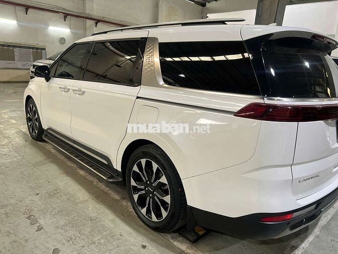Kia Carnival 2.2 Signature 2022 có hóa đơn VAT