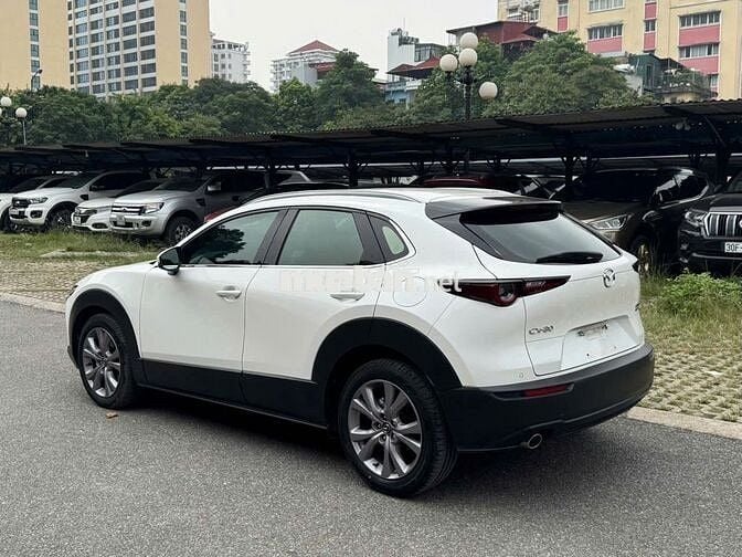 Mazda CX-30 Luxury 2024 Trắng 18.000 km