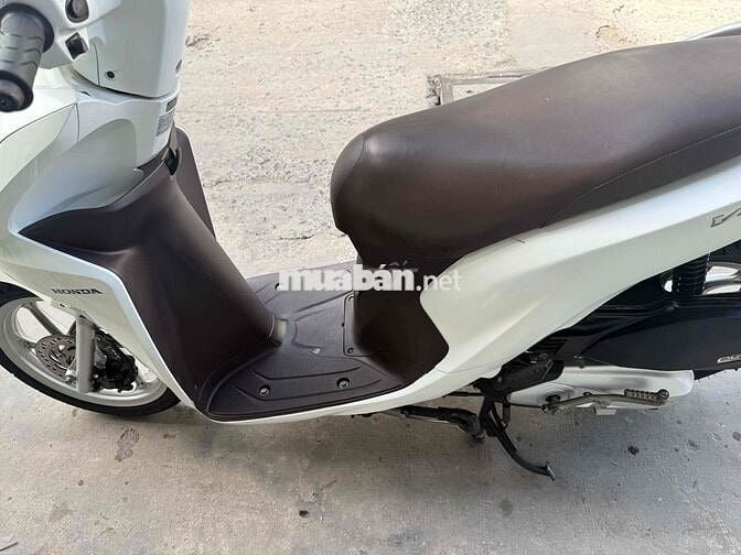 Honda Vision 2015 Trắng