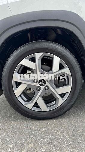 Mitsubishi Xpander Cross 2024 Trắng cực đẹp- chất