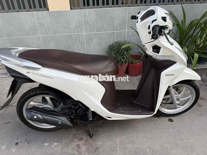 Honda Vision 2015 Trắng