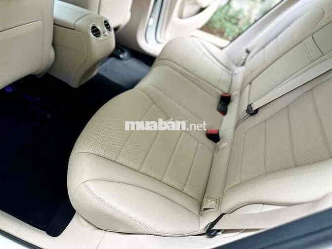 GLC200 4matic V1 2022 zin 3,8 vạn km siêu mới đẹp