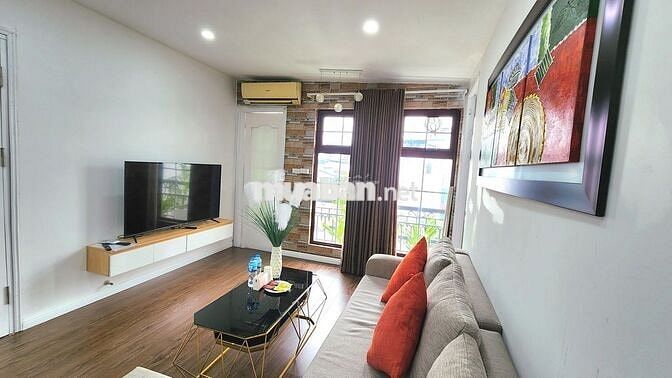 Căn hộ dịch vụ phố  Đào Tấn cho thuê căn 1 ngủ 70m2