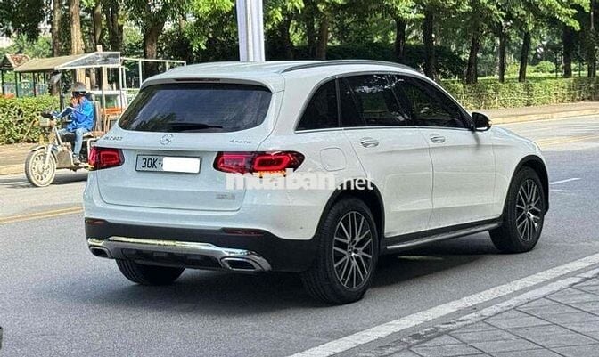 Siêu Cọp GLC200 4Matic sx 2022 chạy zin 1,7v km