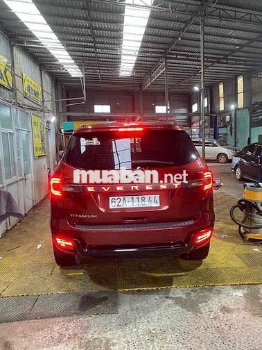 Ford Everest Titanium 2.0 Turbo 2018 Đỏ