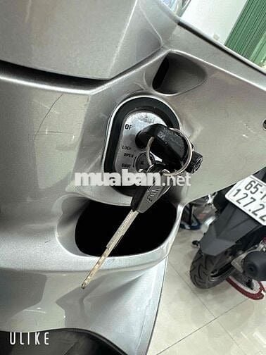 Honda Vision Fi ( ĐỜI 2011 ) BS: 65 Cần Thơ