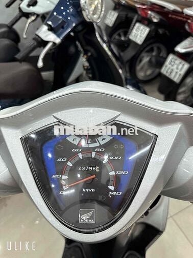 Honda Vision Fi ( ĐỜI 2011 ) BS: 65 Cần Thơ