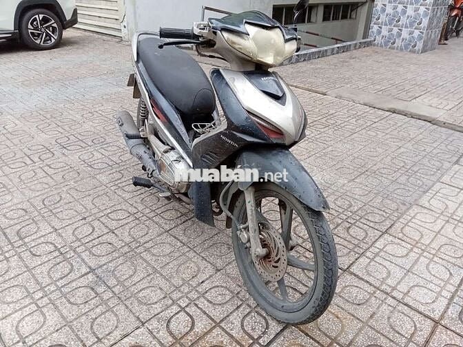 Honda Wave RSX AT Fi Bạc đen 