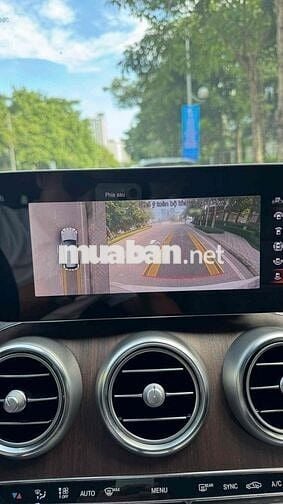 Siêu Cọp GLC200 4Matic sx 2022 chạy zin 1,7v km