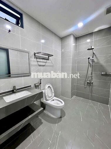 NHÀ SIÊU TO 6 x 28 có 5pn 5wc 