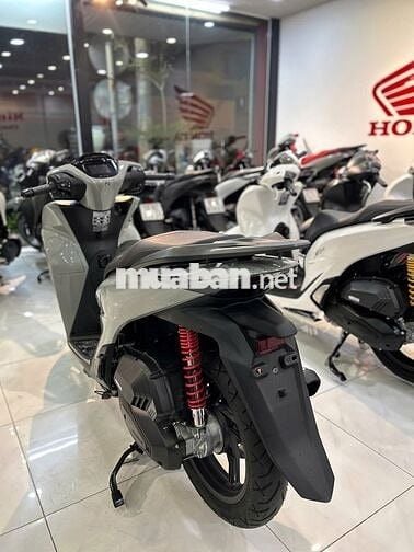 SH125iABS2026 Xám ximang odo 1500km