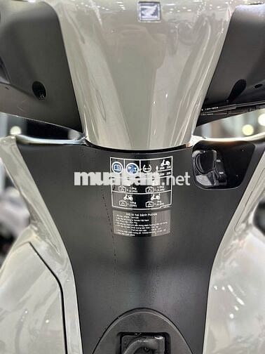 SH125iABS2026 Xám ximang odo 1500km