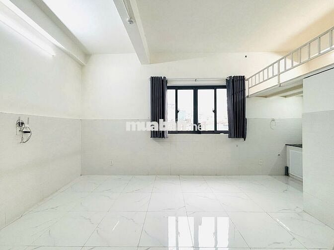 CĂN HỘ DỊCH VỤ CÓ GÁC 40M2 - THANG MÁY -  HẦM ĐỂ XE - CỬA SỔ TRỜI