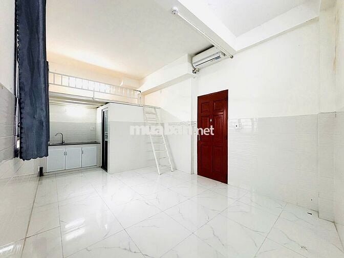 CĂN HỘ DỊCH VỤ CÓ GÁC 40M2 - THANG MÁY -  HẦM ĐỂ XE - CỬA SỔ TRỜI