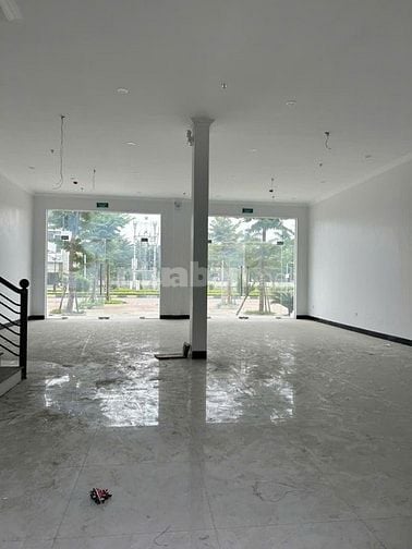 CHO THUÊ NHÀ KINH DOANH NGAY NGÃ TƯ TAM ĐẢO – TÂY THIÊN