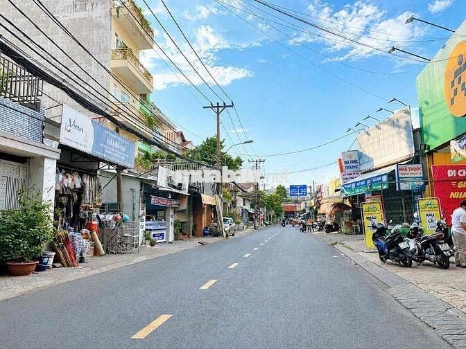 GIÁ ĐẦU TƯ -ĐẤT MẶT TIỀN NGANG 8 NGAY PHẠM VĂN ĐỒNG- GPXD HẦM + 7 TẦNG