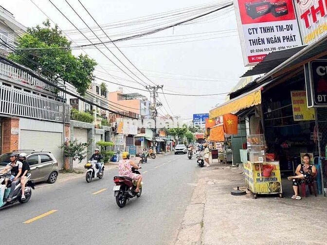 GIÁ ĐẦU TƯ -ĐẤT MẶT TIỀN NGANG 8 NGAY PHẠM VĂN ĐỒNG- GPXD HẦM + 7 TẦNG