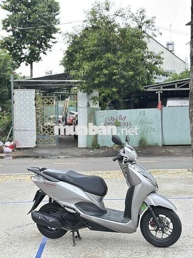 Honda Lead 4VAL 2023 Bản đặc biệt Bạc