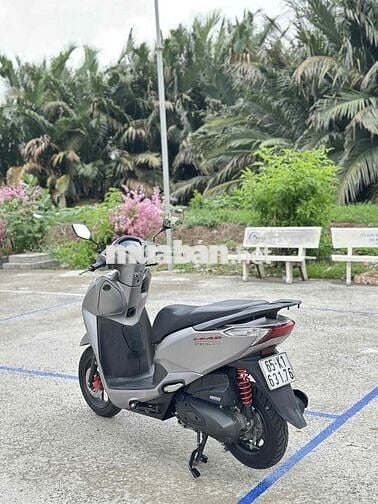 Honda Lead 4VAL 2023 Bản đặc biệt Bạc