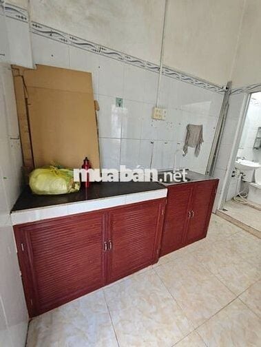 nhà 3,5 triệu 2 góc mặt tiền gần bệnh viện Phụ Sản Cần Thơ