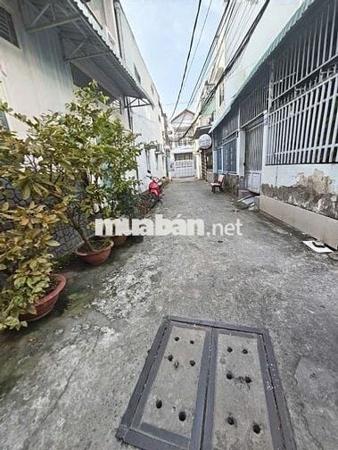 nhà 3,5 triệu 2 góc mặt tiền gần bệnh viện Phụ Sản Cần Thơ
