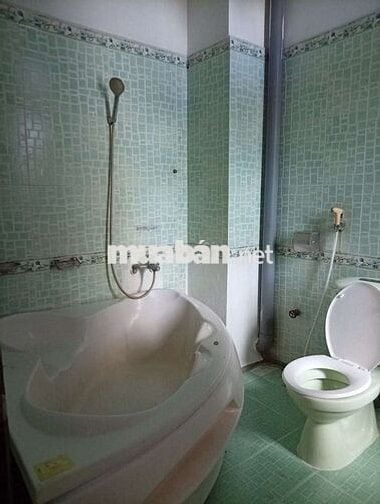 PHÒNG TRỌ MẶT TIÊNF NGUYỄN VĂN CỪ ĐẦY ĐỦ TIỆN NGHI GIÁ RẺ