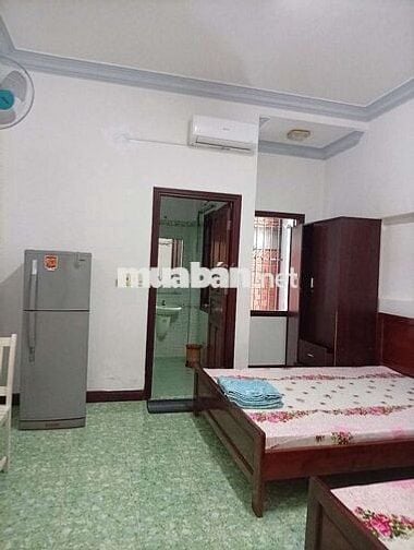 PHÒNG TRỌ MẶT TIÊNF NGUYỄN VĂN CỪ ĐẦY ĐỦ TIỆN NGHI GIÁ RẺ
