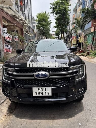 Ford Ranger XLS 2023 Dầu Tự động 15.000 km Đen