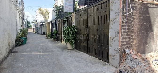 Đất rẻ- ngay Ngã 4 ga- đường Thạnh Lộc 16