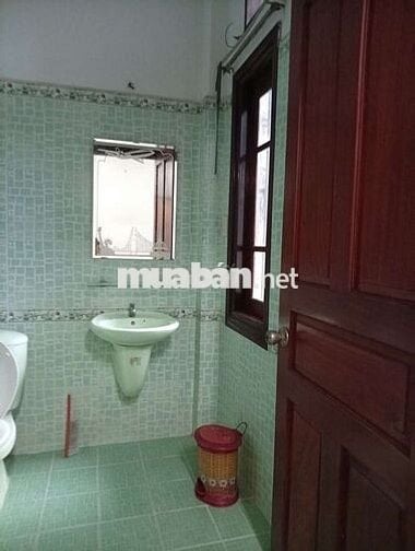 PHÒNG TRỌ MẶT TIÊNF NGUYỄN VĂN CỪ ĐẦY ĐỦ TIỆN NGHI GIÁ RẺ