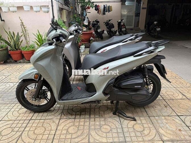 Honda SH350i Xám