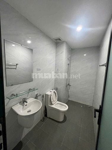 C/C Saigontown, Thoại Ngọc Hầu, TP: 2p ngủ, full NT, 8,5tr, 68m2