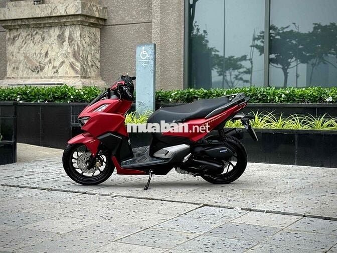 Honda Vario 160 ABS 2024 Đỏ Thể Thao Mạnh Mẽ