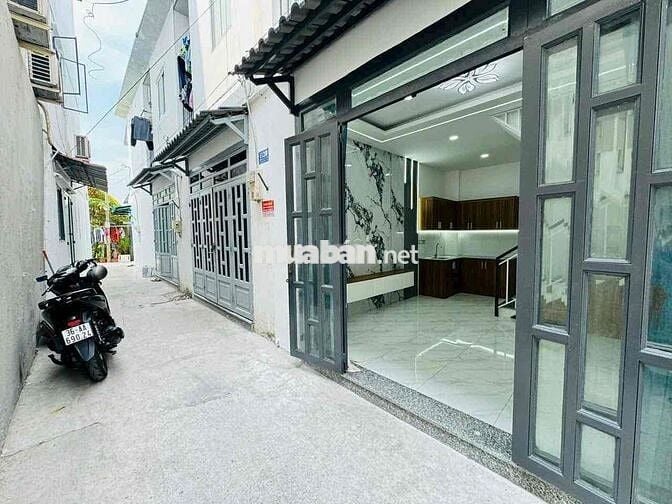 nhà 1/chợ minh phát ngay Ngã Tư Ga sát Gò Vấp