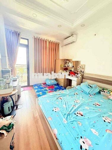 Siêu phẩm nhà 3 tầng Q7 HXH liền kề Phú Mỹ Hưng 4 tỷ nhỉnh (Còn TL)