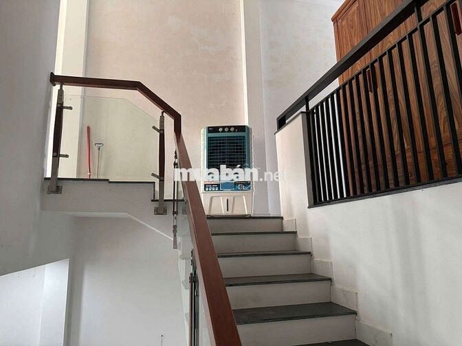 CHO THUÊ NHÀ 2 TẦNG – Đường 7,5m, GẦN CHỢ HÒA XUÂN, ĐÀ NẴNG