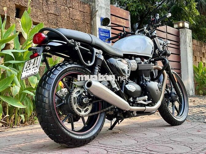 😍 Triumph Streettwin Trắng 12899 km cực mới