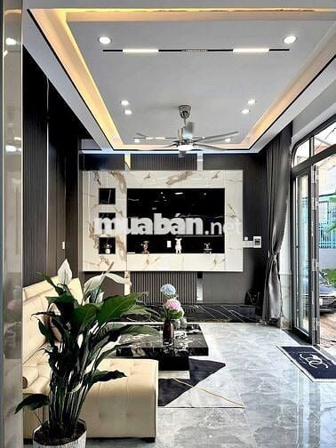 bán nhà trục chính hẻm 218 đường Nguyễn Thông.