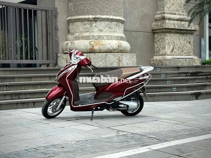Honda Lead 4Val Premium 2022 Đỏ 8000km cực mới