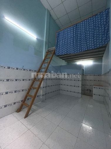 PHÒNG TRỌ TẦNG TRỆT GIÁ RẺ, CÓ GÁC TẠI PHƯỜNG PHÚ THỌ HÒA, TP.HCM
