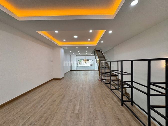 BÁN GẤP NHÀ 5 TẦNG HXH TRƯỜNG SA, PHÚ NHUẬN, Ô TÔ NGỦ TRONG NHÀ