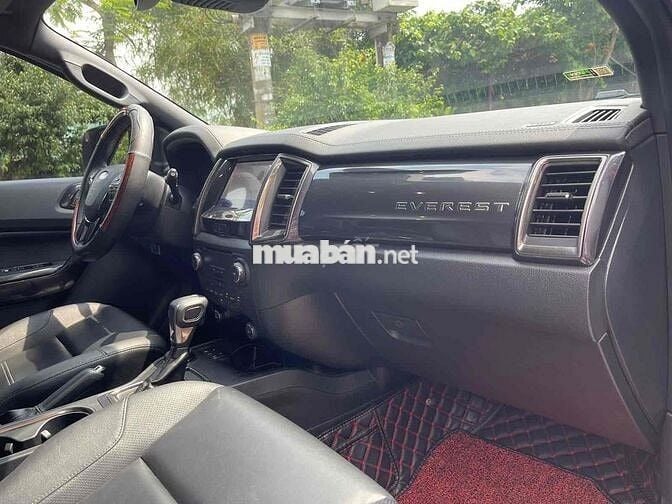 Ford Everest Titan 4x4 2020 26.000km Đỏ