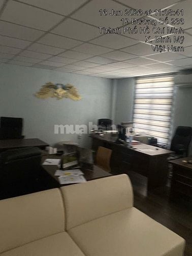 Cần bán nhà làm công ty kiêm kho hàng. Dt đất 385m2. dt sử dụng 550m2