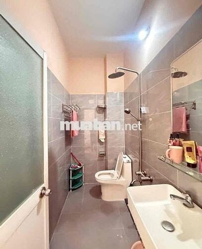 🏡 CHỈ 4.8.TỶ – NHÀ ĐẸP 3 TẦNG – HẺM ĐẸP XE HƠI LÂM THỊ HỐ – NGAY HIỆP