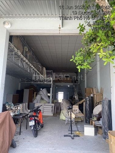 Cần bán nhà làm công ty kiêm kho hàng. Dt đất 385m2. dt sử dụng 550m2