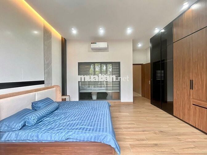 NHÀ 3 TẦNG MẶT TIỀN NGUYỄN CHÍCH- GẦN LÝ THÁI TÔNG