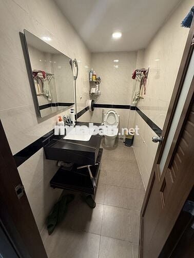 Nhà Khu Vip để dưỡng già, mở công ty, văn phòng để kinh doanh.